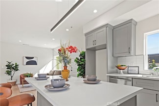 7791 15th St, Westminster, CA 92683