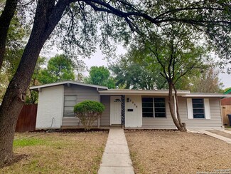 2230 Spicewood Dr, San Antonio, TX 78213
