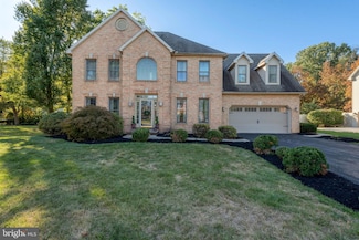 1303 King Arthur Dr, Mechanicsburg, PA 17050