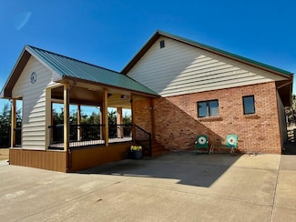 1911 350th Ave, Victoria, KS 67671