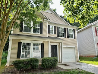 2927 Meadow Knoll Dr, Charlotte, NC 28269