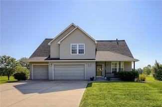 1503 Manasseh St, Oak Grove, MO 64075