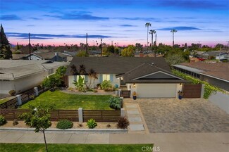 3009 Royal Palm Dr, Costa Mesa, CA 92626