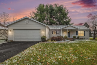 7808 Sunset Shores Dr Unit 54, Stanwood, MI 49346