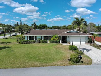 2525 SW 86th Ave, Davie, FL 33324