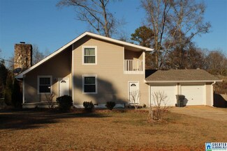 111 Lakewood Dr, Weaver, AL 36277