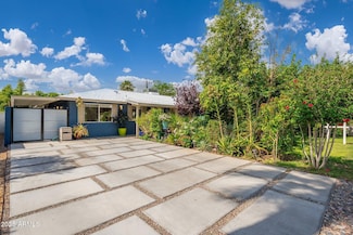 2219 W Catalina Dr, Phoenix, AZ 85015