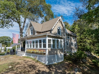 83 Central Ave, Brunswick, ME 04011