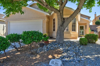 8512 Moon Eagle Dr NE, Albuquerque, NM 87113