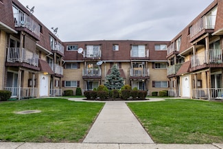8538 W Catherine Ave Unit 4N, Chicago, IL 60656
