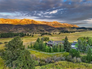 7180 Tepee Ridge Rd, Bozeman, MT 59715