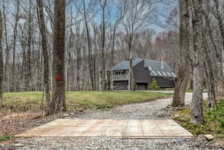 12 Big Spring Rd, Tewksbury Twp., NJ 07830