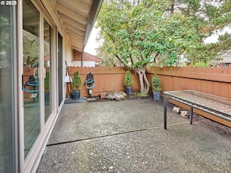 15135 SW 116th Ave Unit 1, Portland, OR 97224