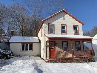11 Enterprise St, Adams, MA 01220