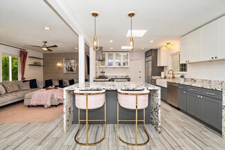 2911 N Cypress Rd, Palm Springs, CA 92262