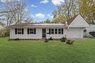 702 S Scottswood Dr, Urbana, IL 61802