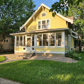 405 Ann St, Willmar, MN 56201