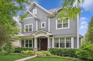 119 Sheridan Rd, Wilmette, IL 60091