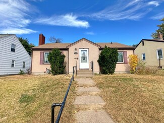 1261 Beech St, Saint Paul, MN 55106