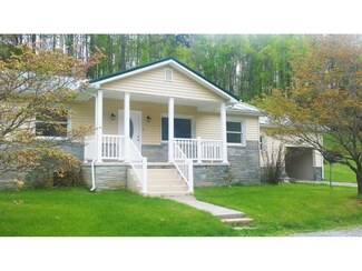 1310 Shawnee Ave E, Big Stone Gap, VA 24219
