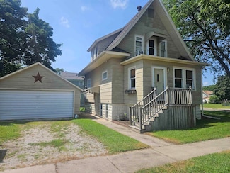 213 N Guilford St, Sumner, IA 50674