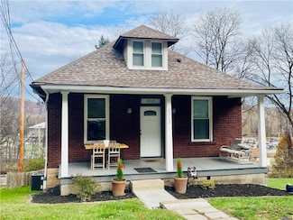 2313 Stratford Ave, Coraopolis, PA 15108