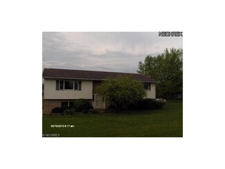 25811 Georgetown Rd, Homeworth, OH 44634