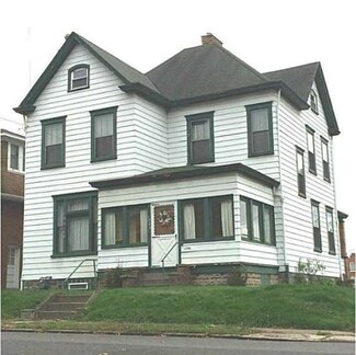1027 Moyer St, Pittsburgh, PA 15204