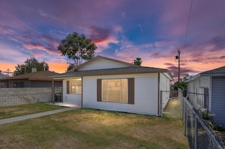 132 Center St, Taft, CA 93268