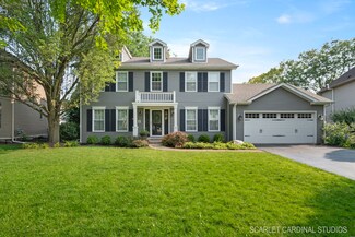 719 Hartfield Dr, North Aurora, IL 60542