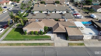 1022 9th Ave, Delano, CA 93215