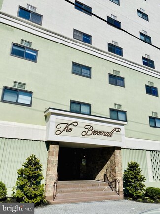 900 N Broom St Unit 24, Wilmington, DE 19806