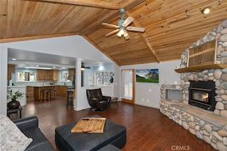 31722 Luring Pines Cir, Running Springs, CA 92314