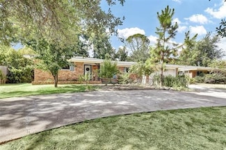 7004 Meadowbrook Dr, Fort Worth, TX 76112