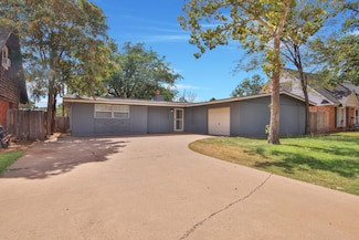 2007 68th St, Lubbock, TX 79412