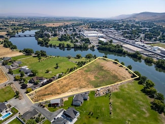 723 S 1366 Prairie SW, Prosser, WA 99350