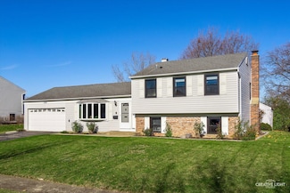 1324 Elmhurst Ln, Schaumburg, IL 60194