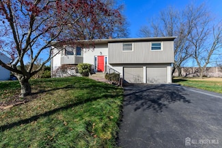 17 Wellington Rd, East Brunswick, NJ 08816