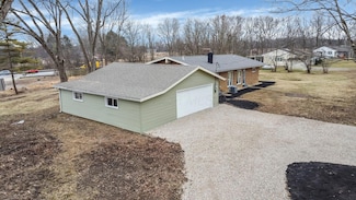 5169 Thompson Ln, Delaware, OH 43015