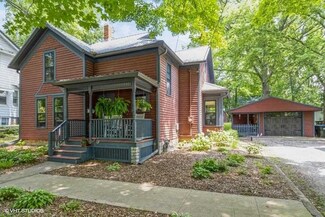 416 S Governor St, Iowa City, IA 52240