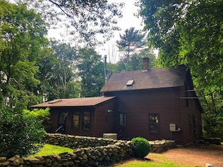 205 Pequot Trail, Pawcatuck, CT 06379