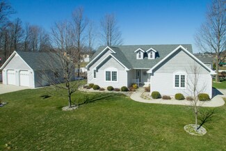 1107 Barton St, Otsego, MI 49078