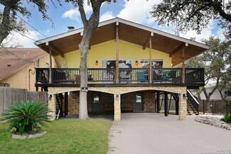 1087 Driftwind Dr, Canyon Lake, TX 78133