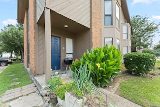 1805-D S Brightside View Dr Unit D, Baton Rouge, LA 70820