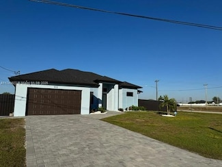 512 NE Juanita Place, Cape Coral, FL 33909