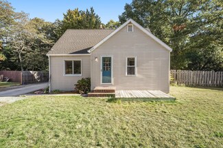16129 Mercury Dr, Grand Haven, MI 49417