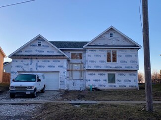 276 Augusta Ave, West Chicago, IL 60185