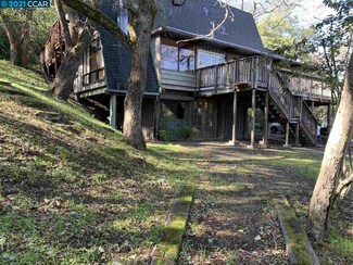1059 Via Roble, Lafayette, CA 94549