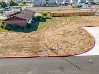 1487 S Fir St Unit Lot17, Canby, OR 97013