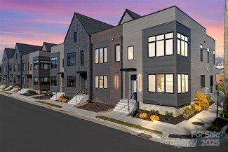 61 E Jordan St, Brevard, NC 28712